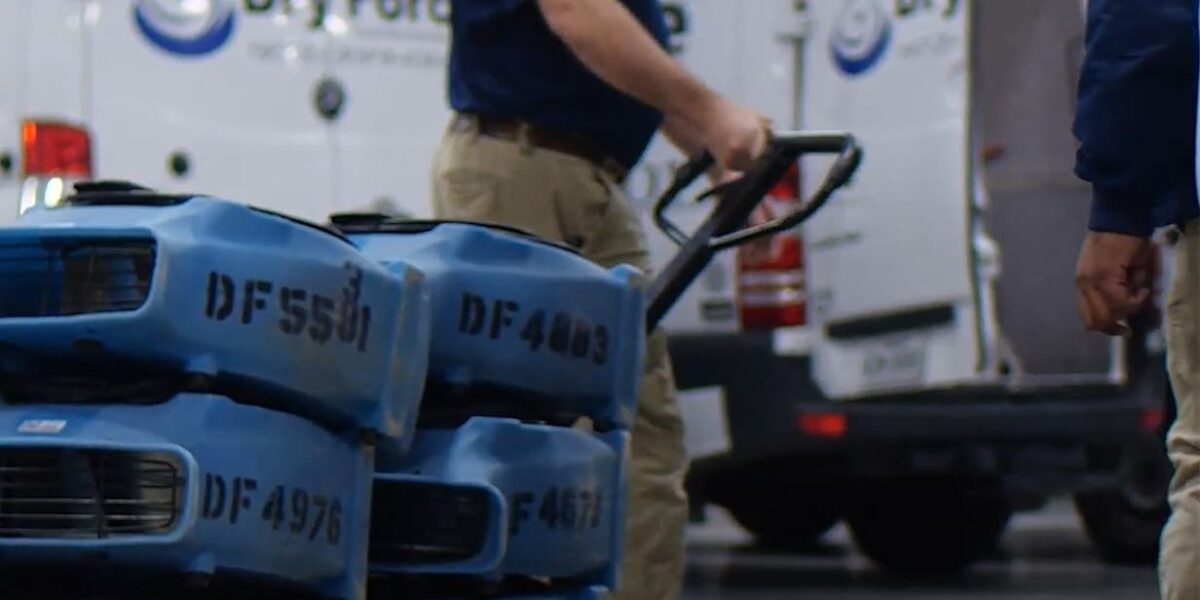 dry force trucks & equipment